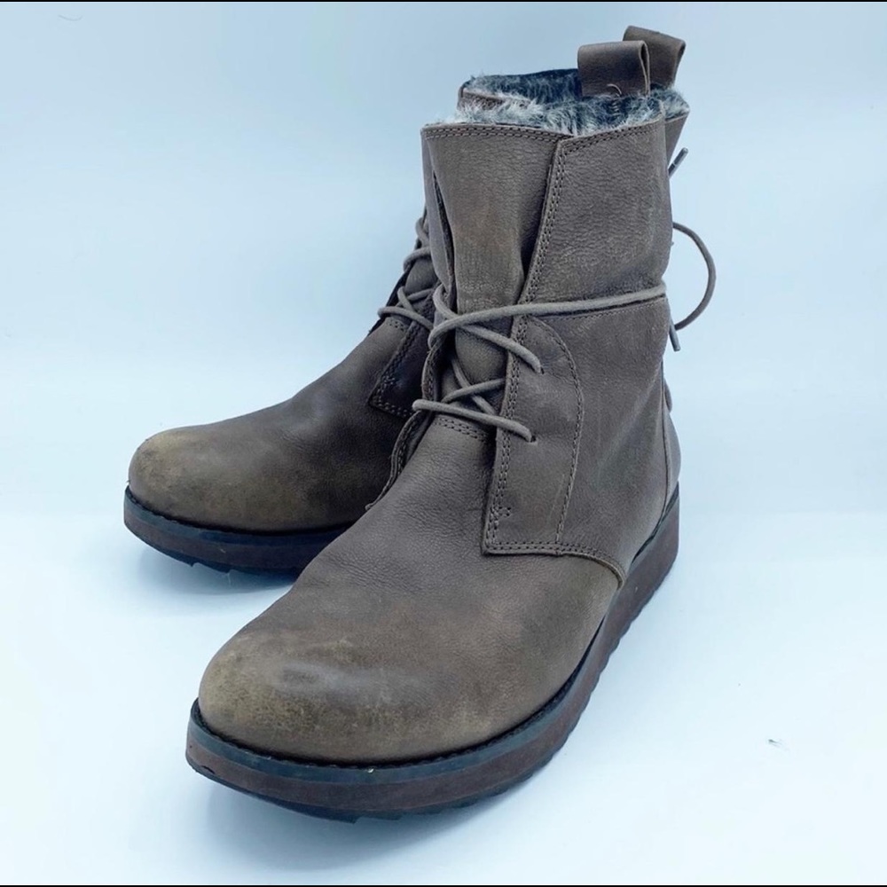 Clark’s ankle boots